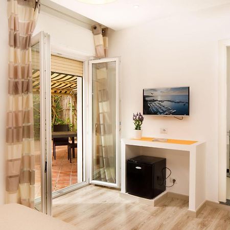 Sorrento Comfort Rooms Con Piscina Ngoại thất bức ảnh