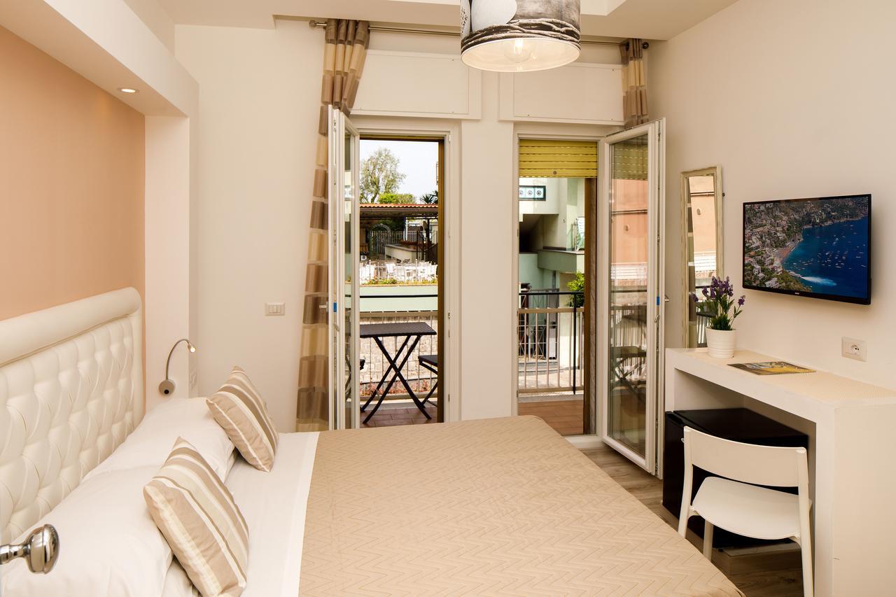 Sorrento Comfort Rooms Con Piscina Ngoại thất bức ảnh