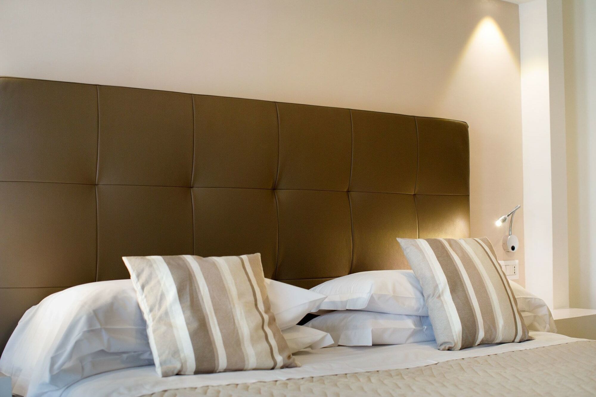Sorrento Comfort Rooms Con Piscina Ngoại thất bức ảnh